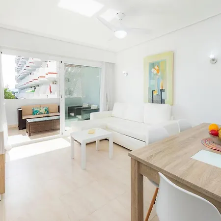 Apartment Sea